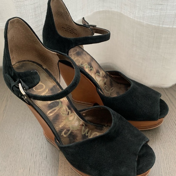 Sam Edelman black suede wedges - Picture 3 of 6